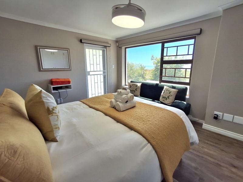 4 Bedroom Property for Sale in Britannia Bay Western Cape